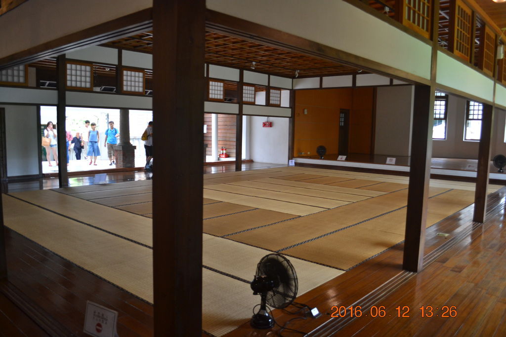DSC_0218.JPG DSC_0218.JPG