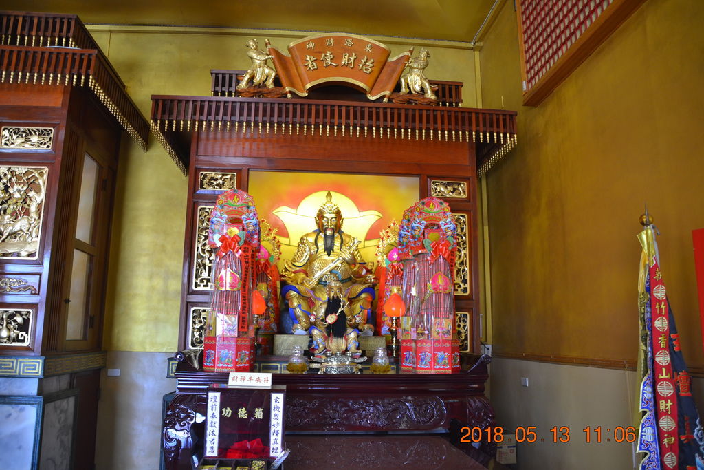 DSC_0060.JPG DSC_0060.JPG