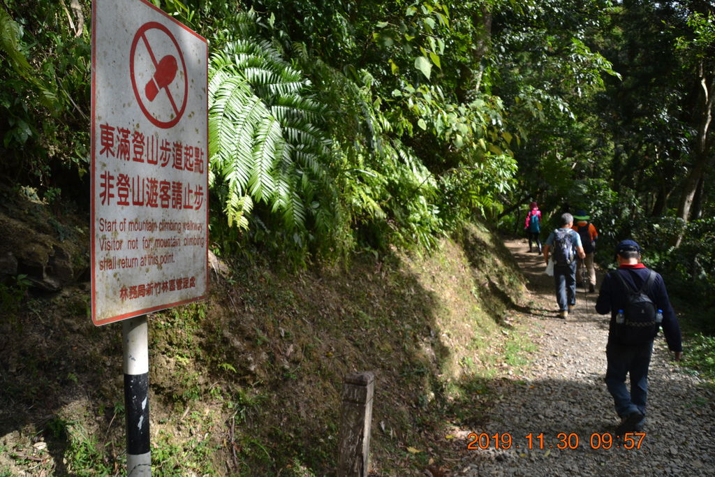 DSC_0098.JPG DSC_0098.JPG