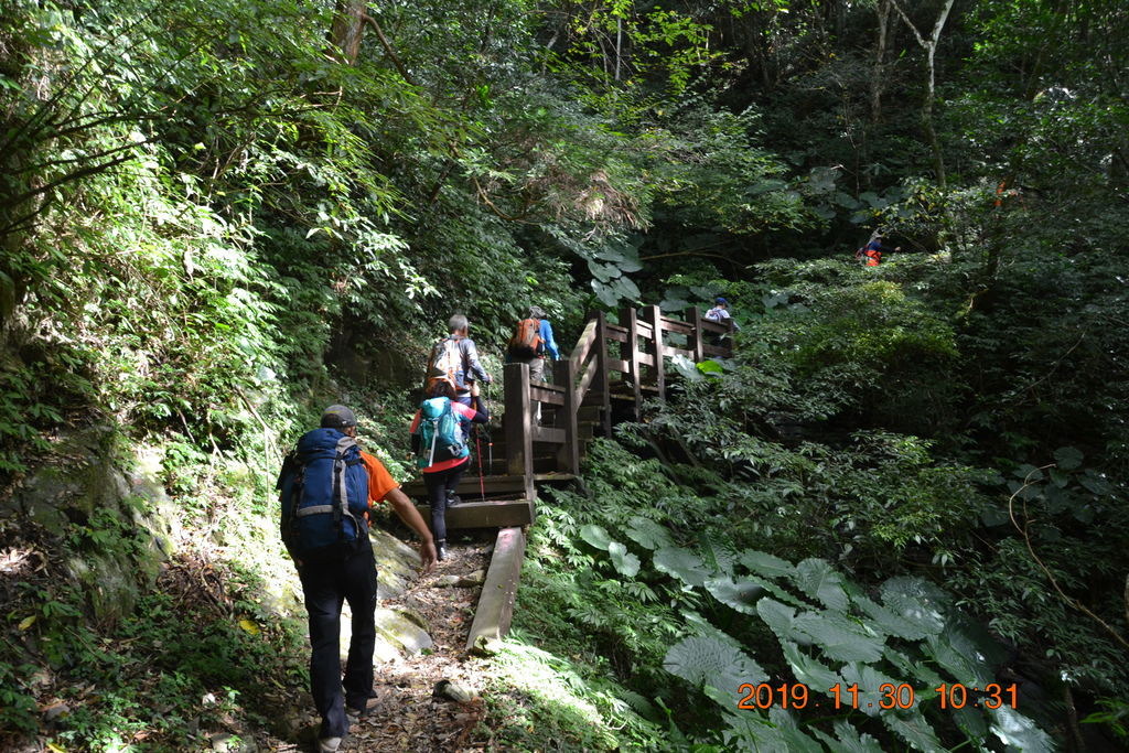 DSC_0108.JPG DSC_0108.JPG
