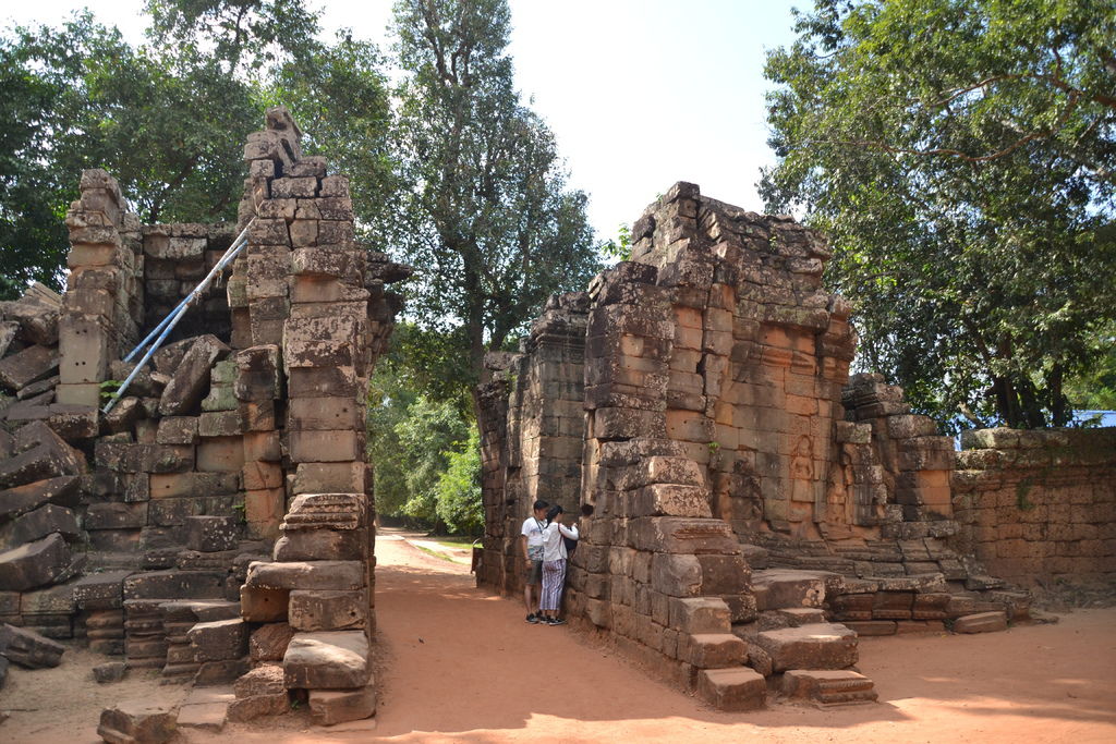 DSC_0913.JPG DSC_0913.JPG
