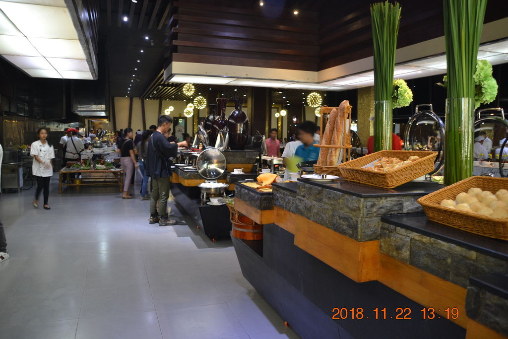 DSC_0169.JPG DSC_0169.JPG