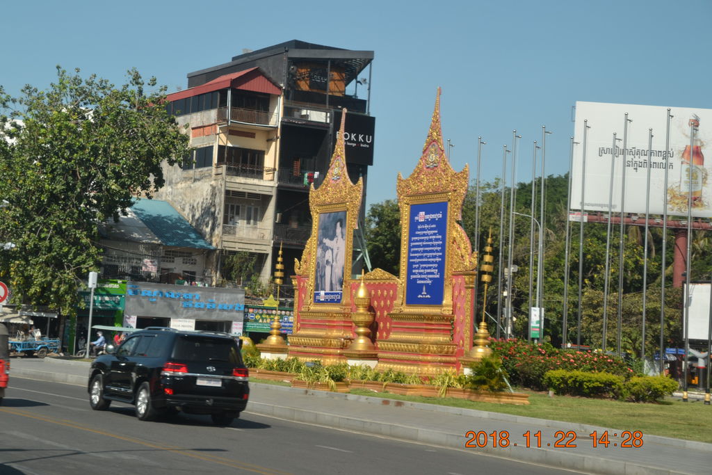 DSC_0195.JPG DSC_0195.JPG