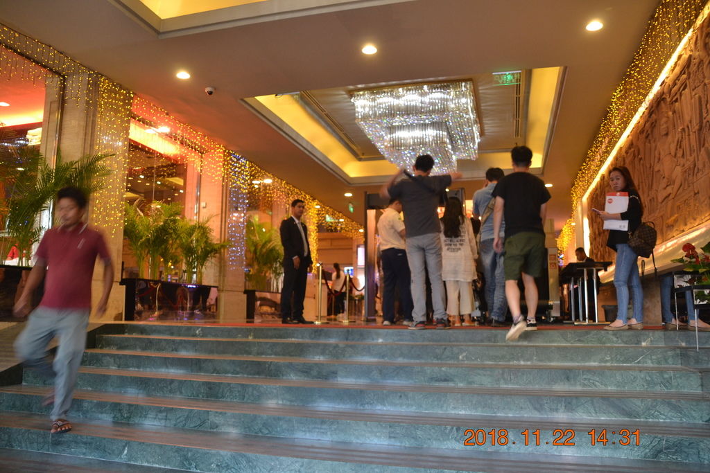 DSC_0205.JPG DSC_0205.JPG
