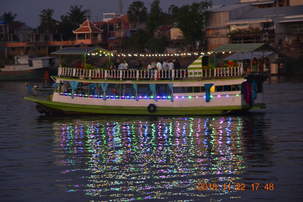 DSC_0300.JPG DSC_0300.JPG
