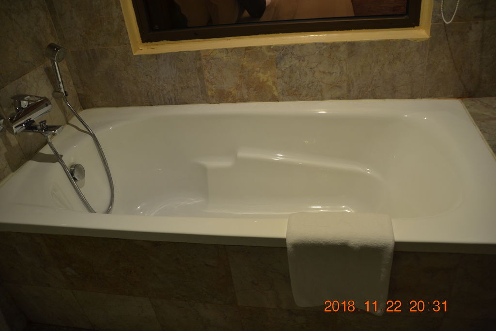 DSC_0348.JPG DSC_0348.JPG