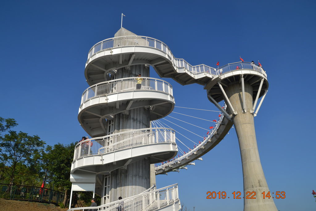 DSC_0526.JPG DSC_0526.JPG