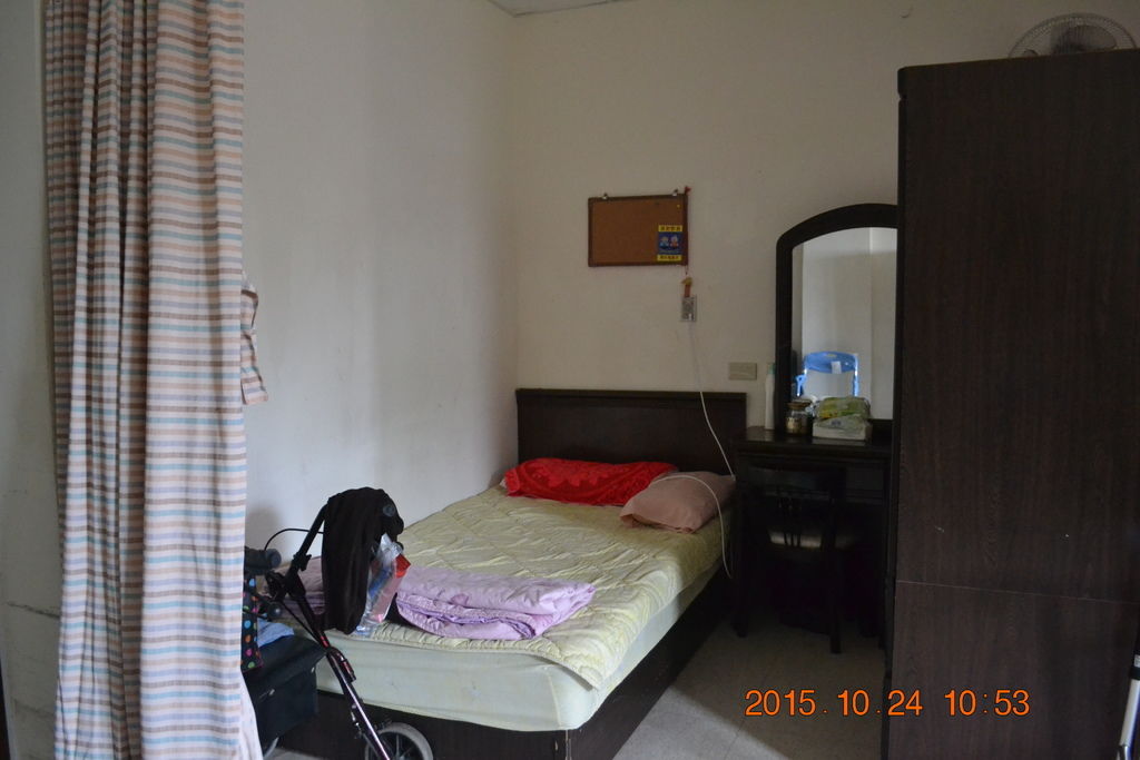 DSC_0122.JPG DSC_0122.JPG