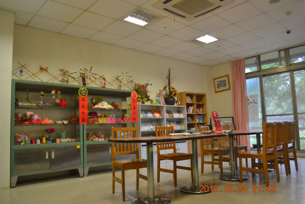 DSC_0142.JPG DSC_0142.JPG