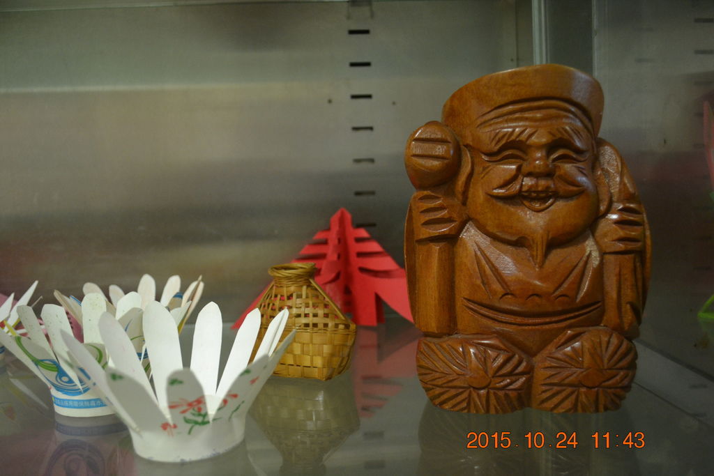 DSC_0147.JPG DSC_0147.JPG