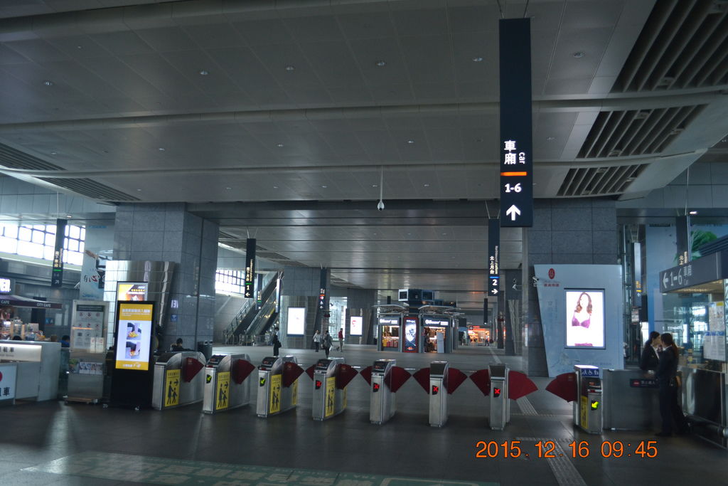 DSC_0011.JPG DSC_0011.JPG