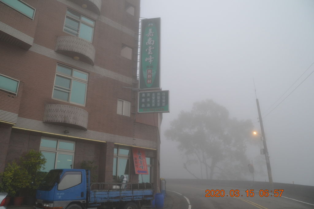 DSC_0405.JPG DSC_0405.JPG
