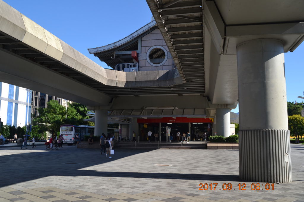 DSC_0005.JPG DSC_0005.JPG