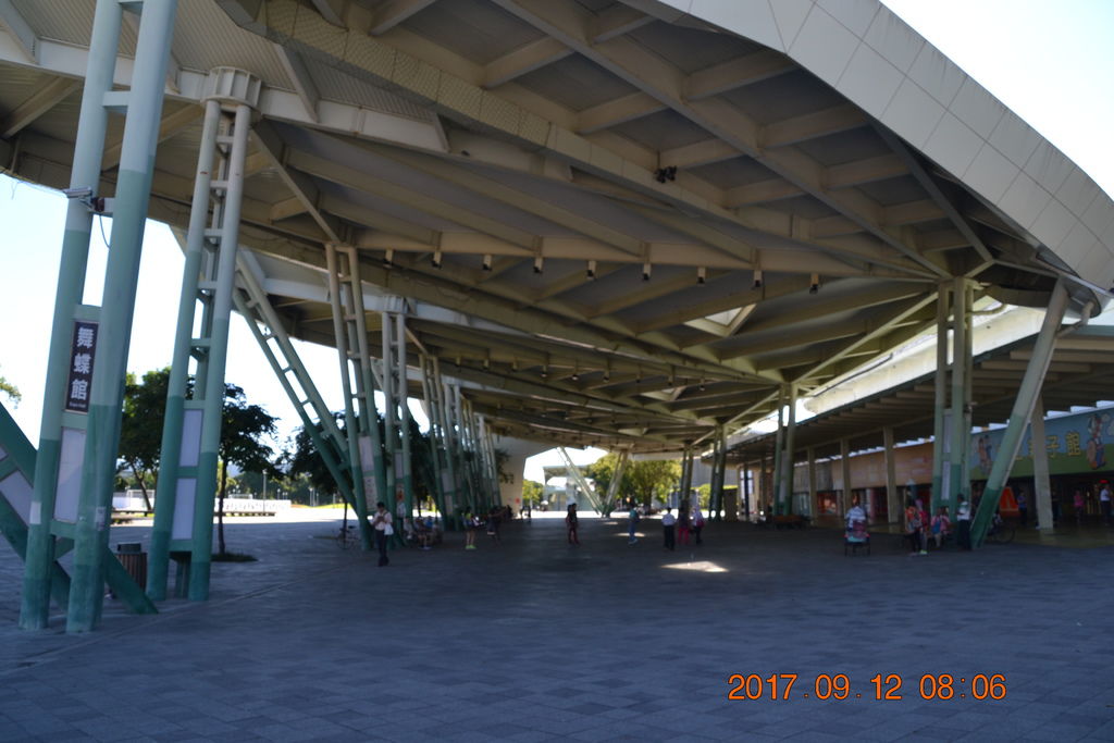 DSC_0011.JPG DSC_0011.JPG