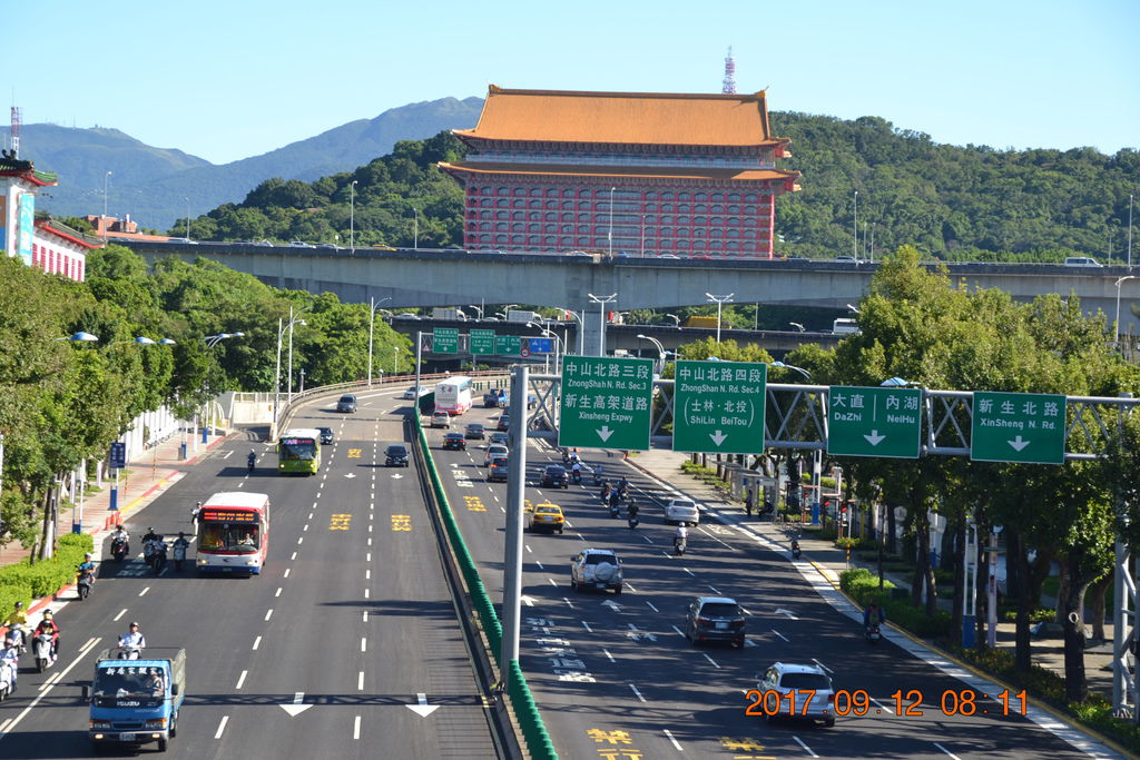 DSC_0024.JPG DSC_0024.JPG