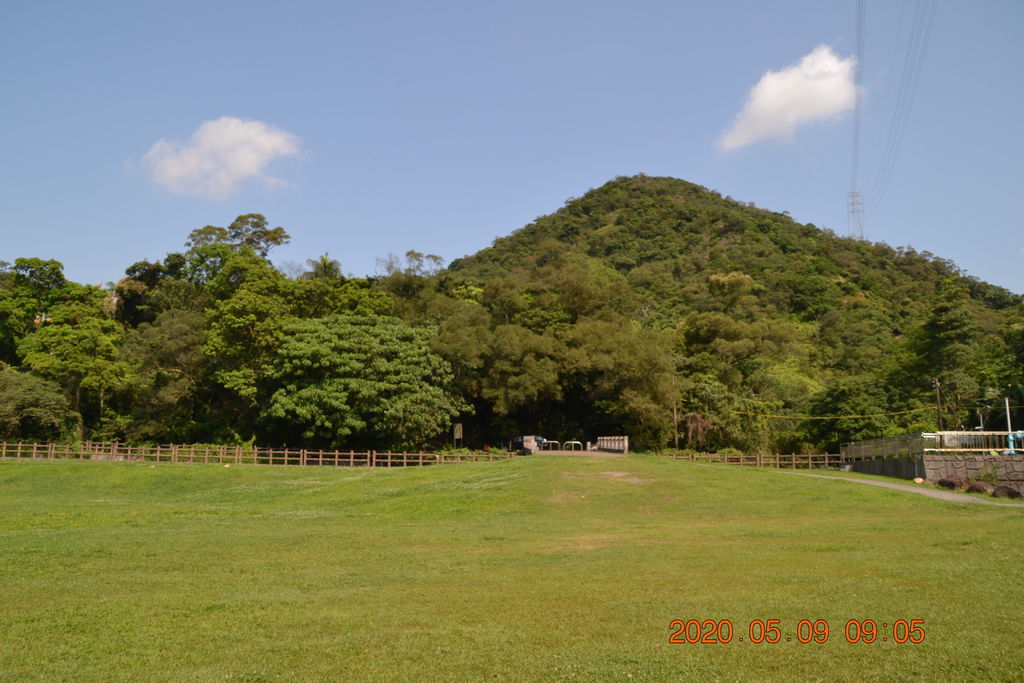 DSC_0045.JPG DSC_0045.JPG