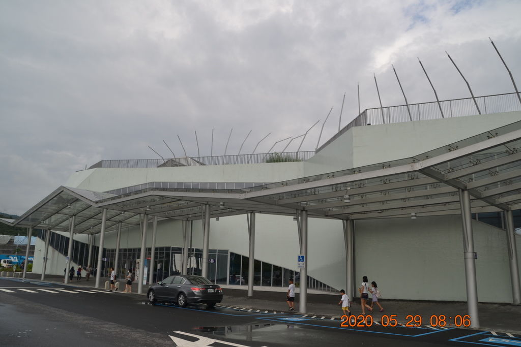 DSC_0010.JPG DSC_0010.JPG
