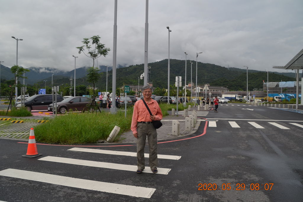 DSC_0012.JPG DSC_0012.JPG