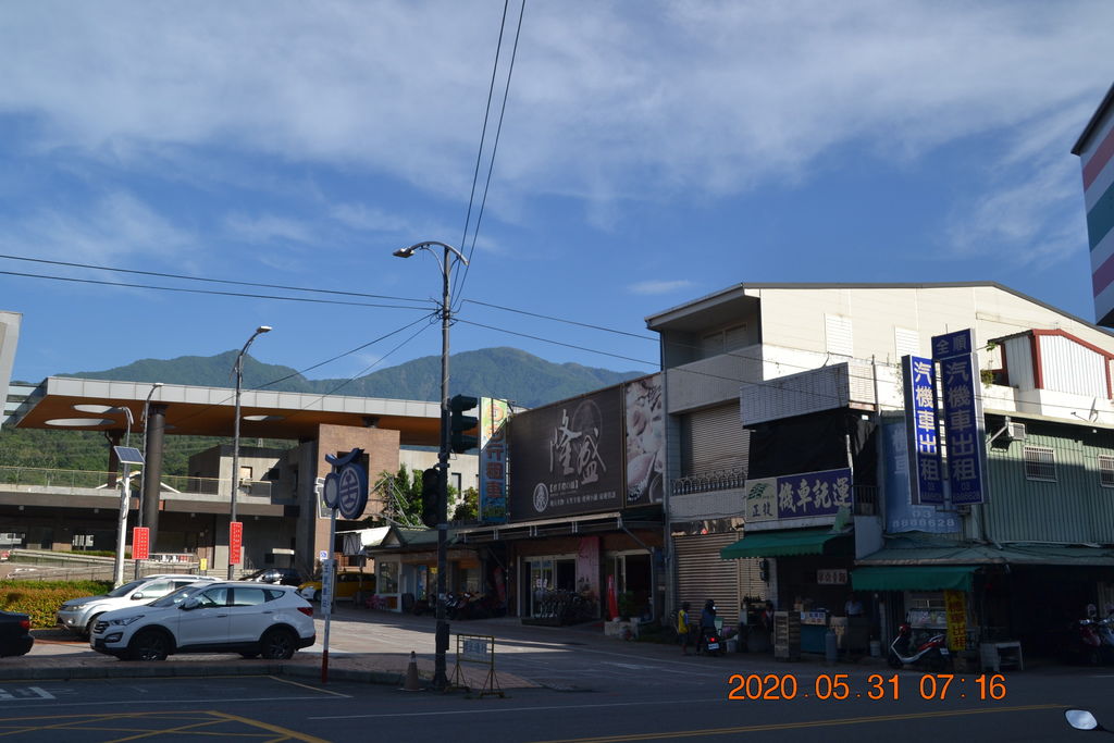 DSC_0695.JPG DSC_0695.JPG