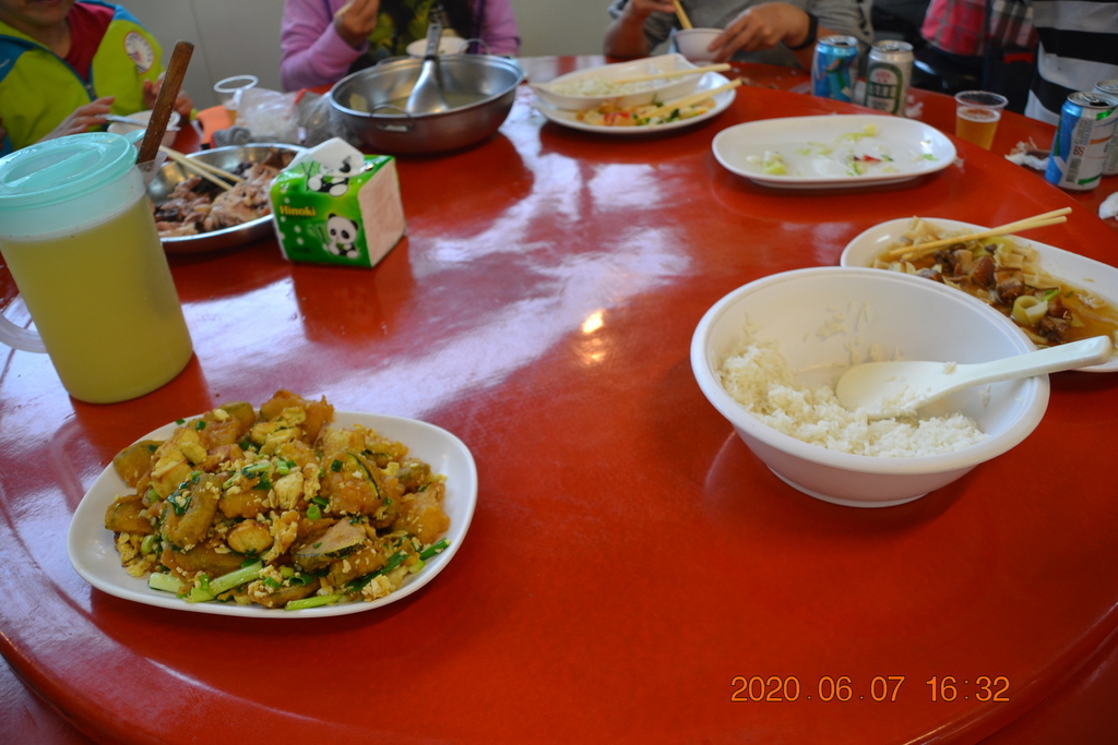 DSC_0964.JPG DSC_0964.JPG