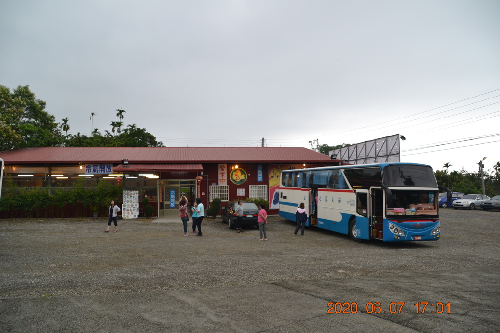 DSC_0966.JPG DSC_0966.JPG
