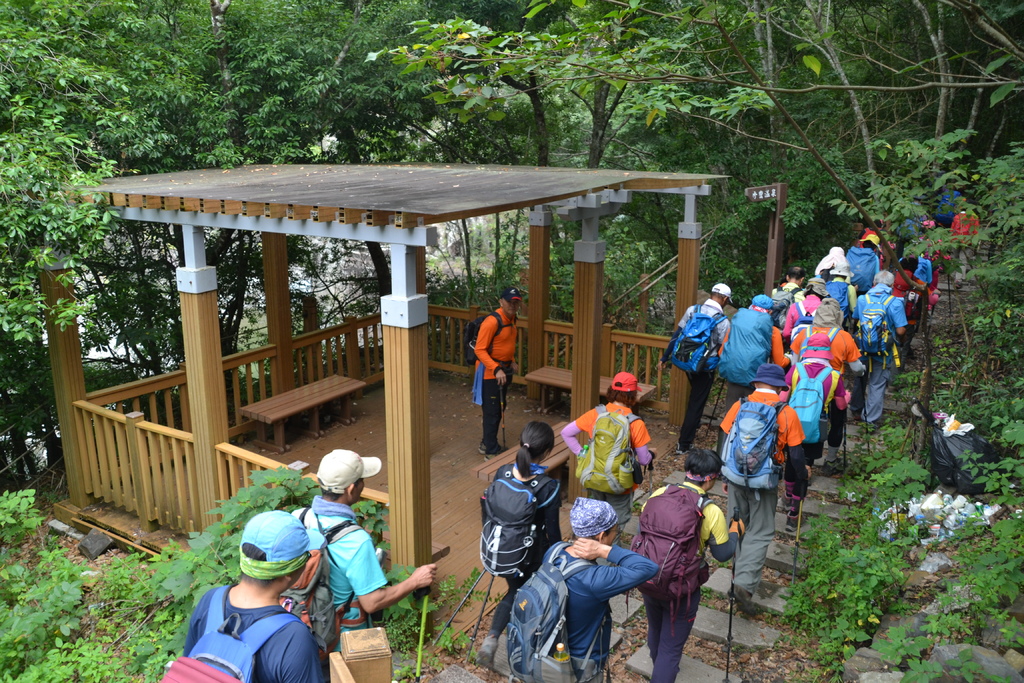 DSC_0023.JPG DSC_0023.JPG