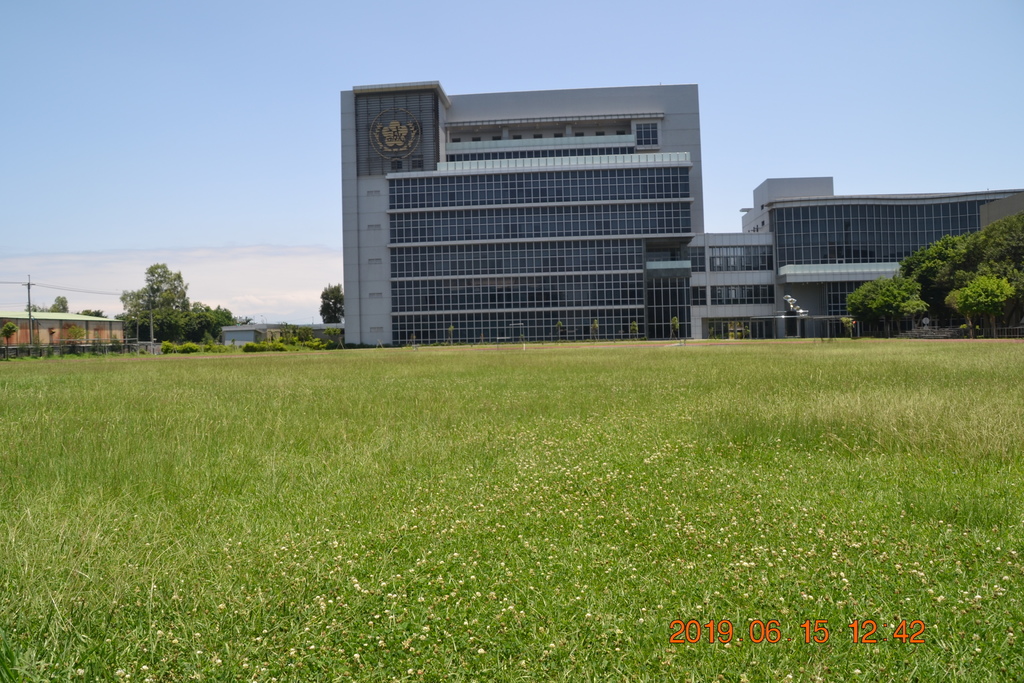 DSC_0011.JPG DSC_0011.JPG