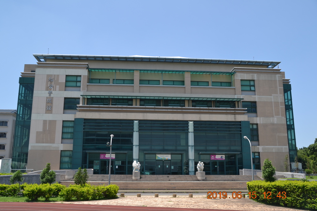 DSC_0013.JPG DSC_0013.JPG