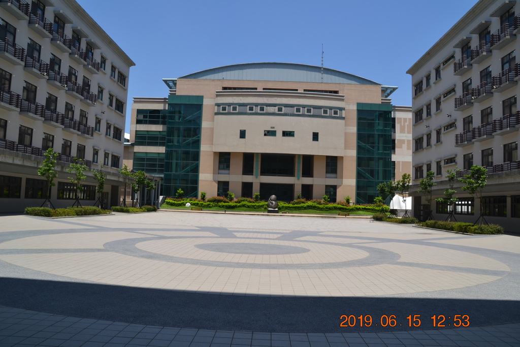 DSC_0024.JPG DSC_0024.JPG