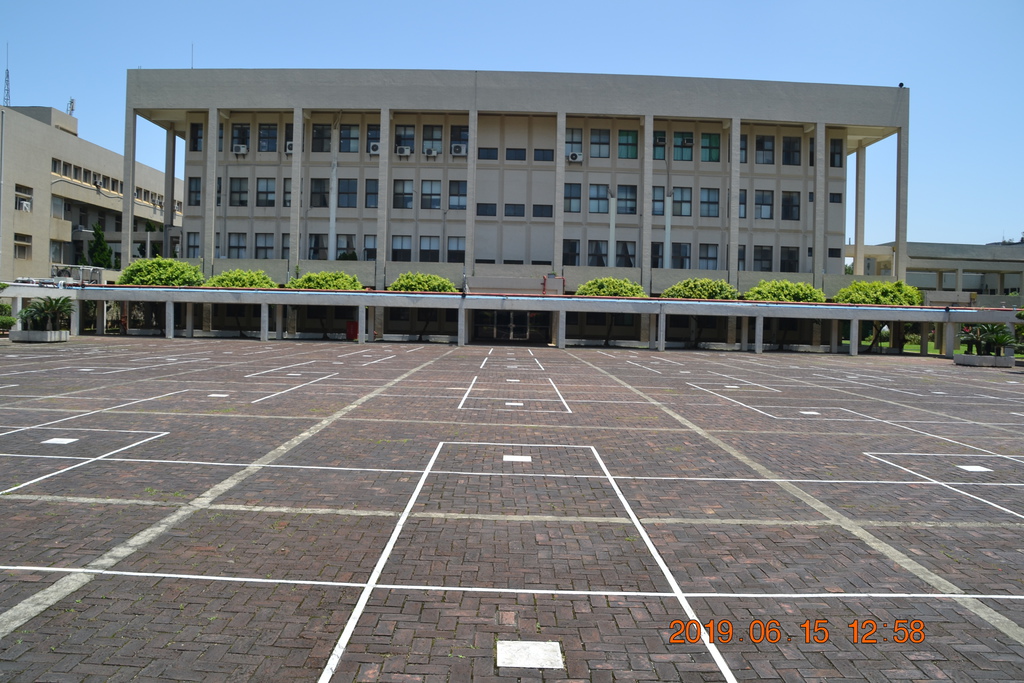 DSC_0030.JPG DSC_0030.JPG