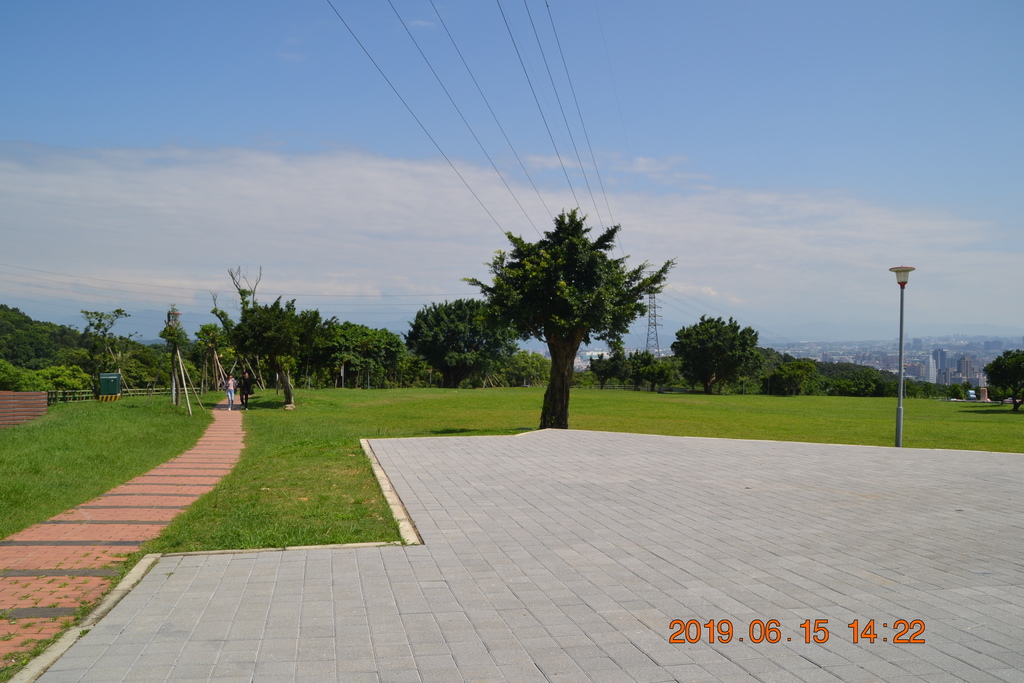 DSC_0094.JPG DSC_0094.JPG
