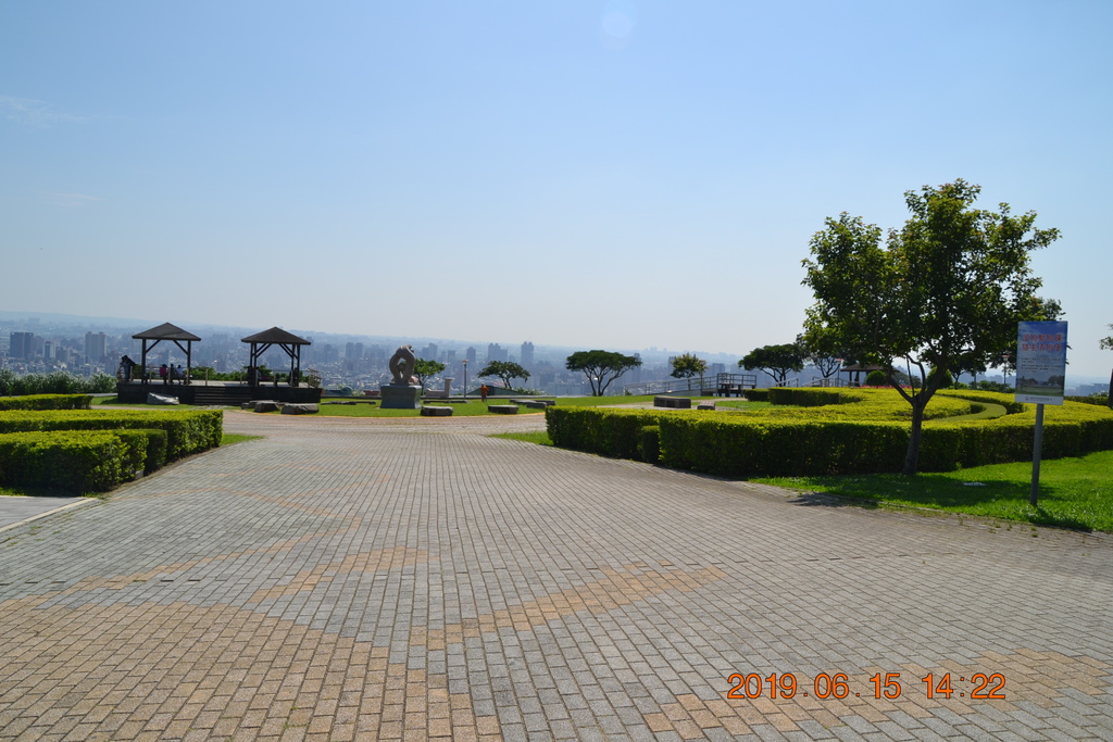DSC_0095.JPG DSC_0095.JPG