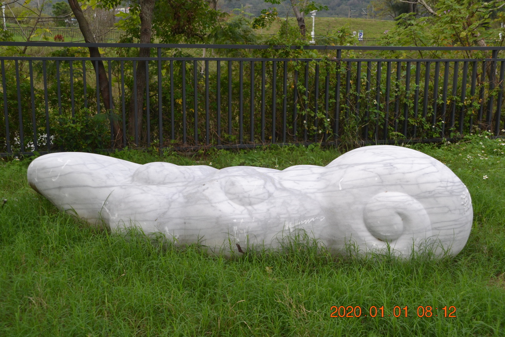 DSC_0042.JPG DSC_0042.JPG