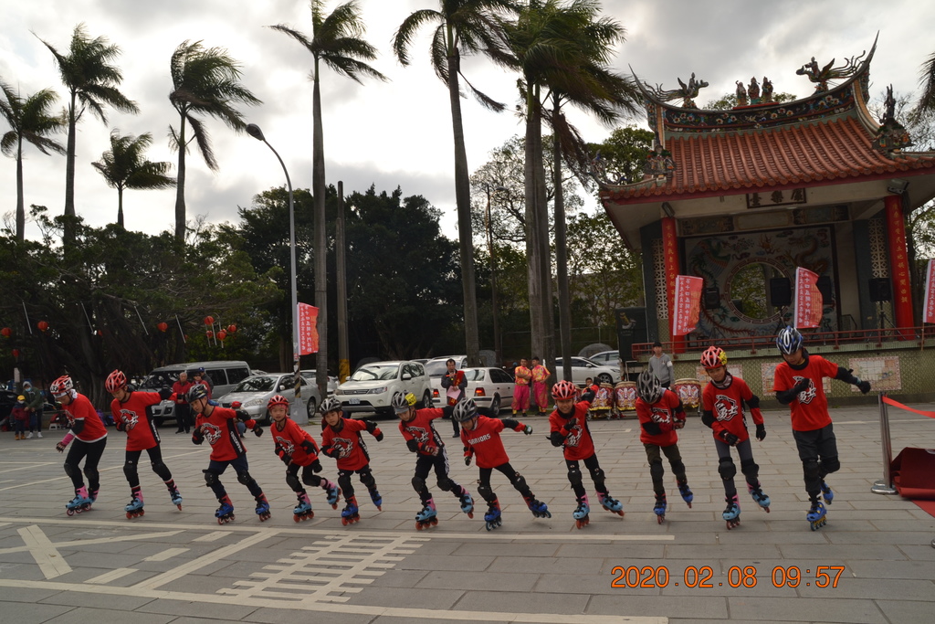 DSC_0075.JPG DSC_0075.JPG