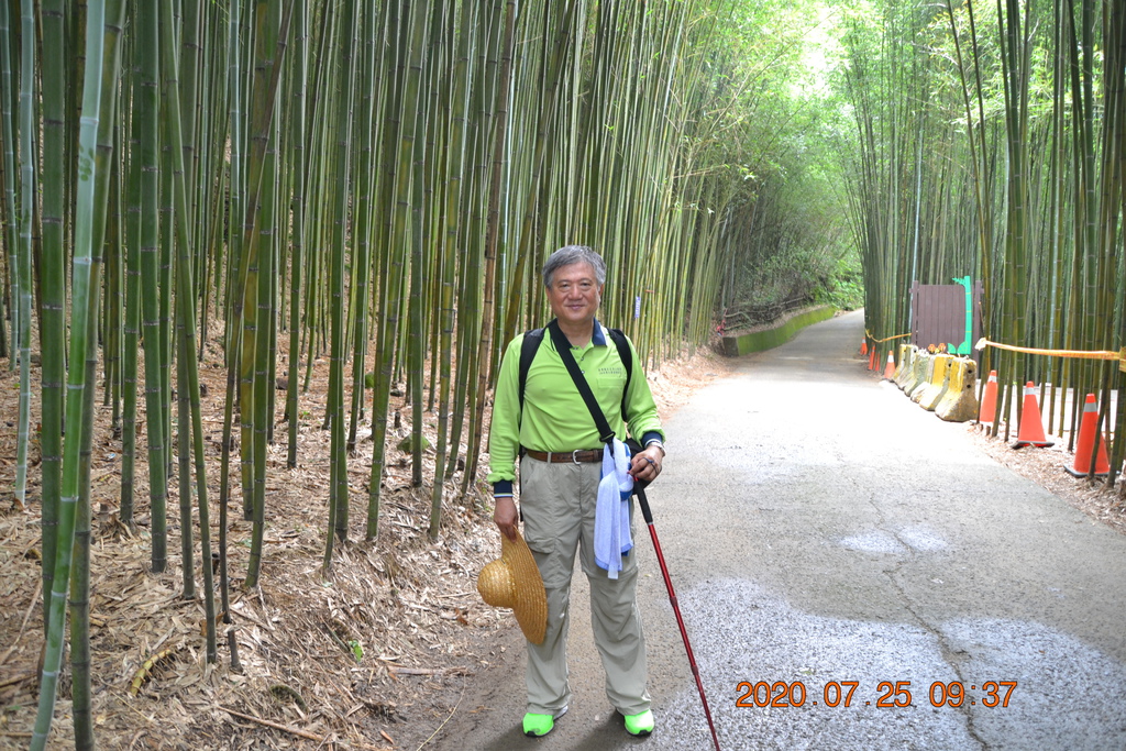 DSC_0115.JPG DSC_0115.JPG