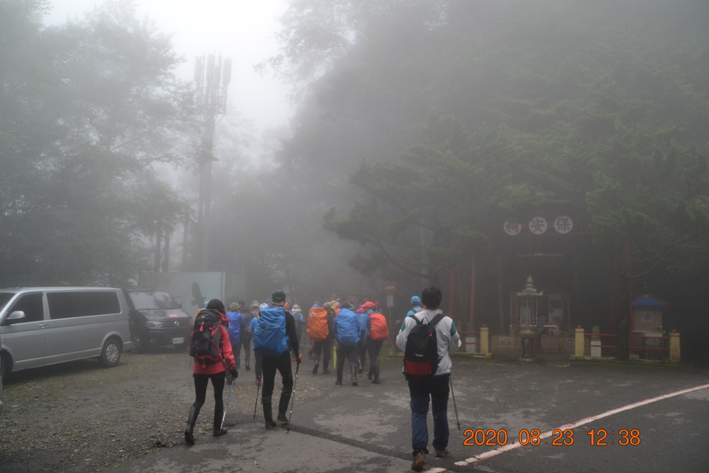 台中大雪山林道烏石坑山、2432峰及船型山