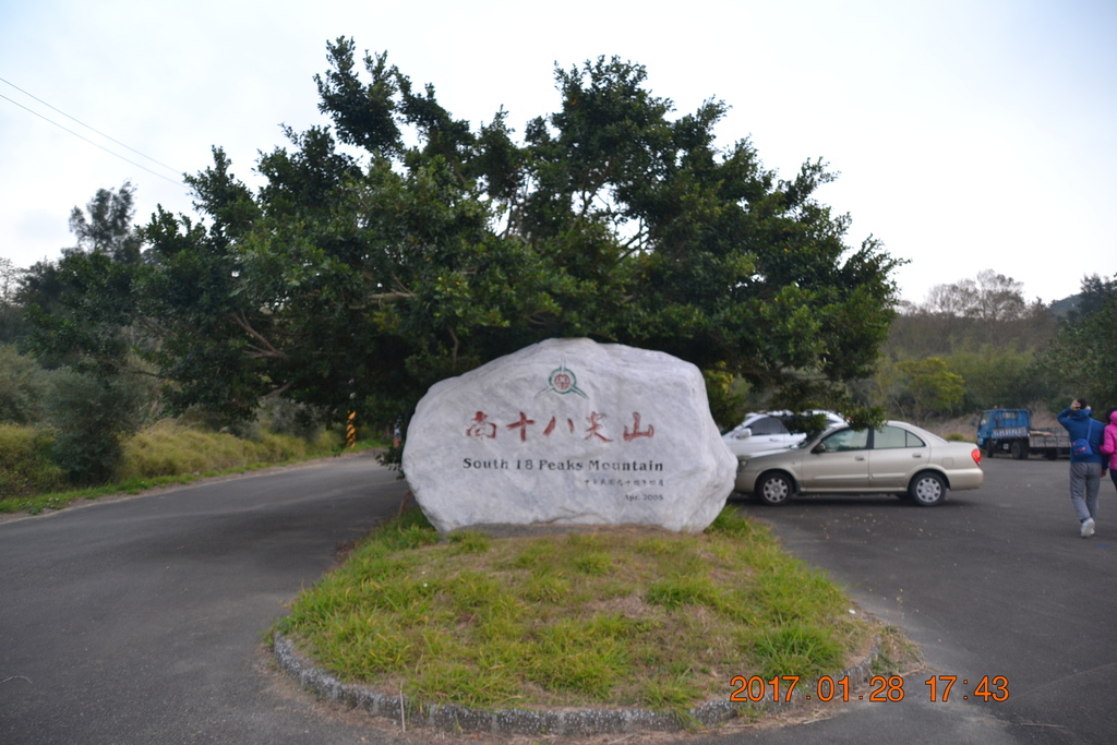 DSC_0115.JPG DSC_0115.JPG