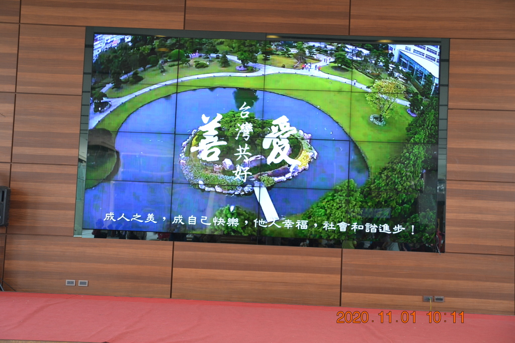 DSC_0083.JPG DSC_0083.JPG