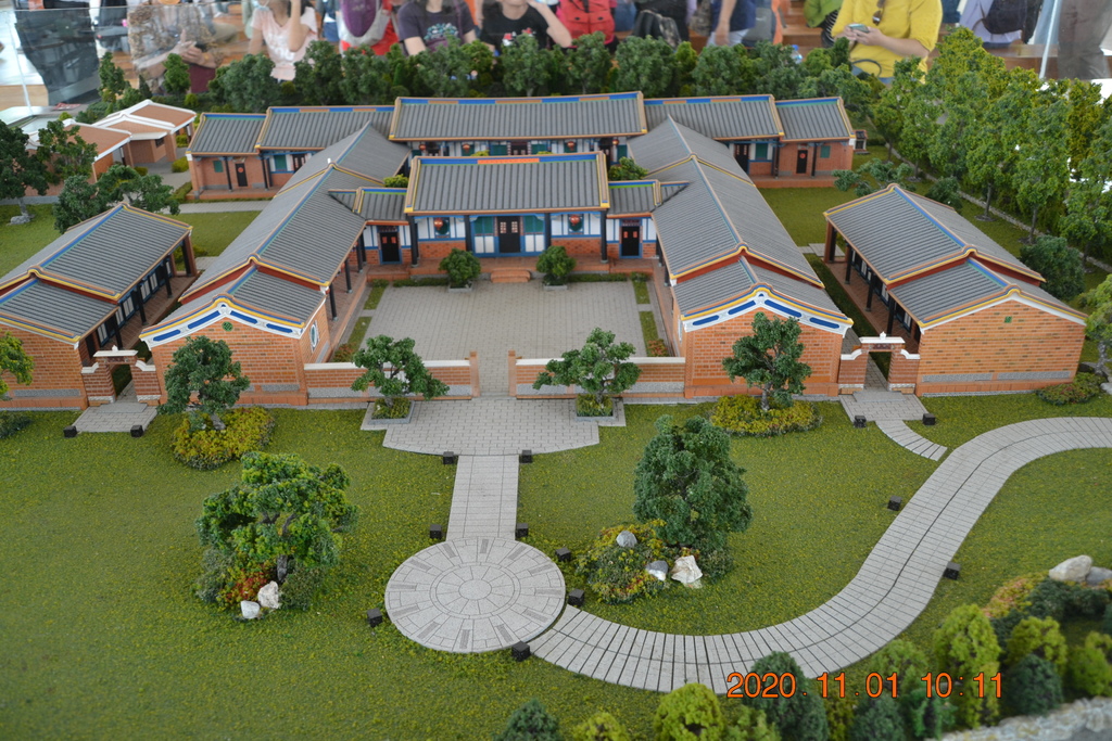 DSC_0085.JPG DSC_0085.JPG