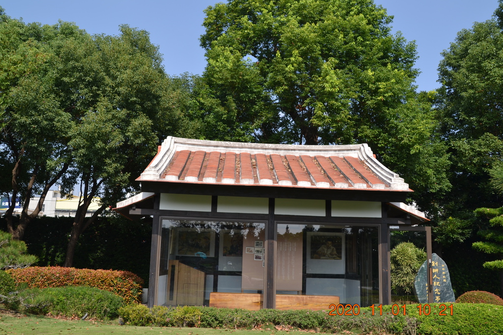 DSC_0106.JPG DSC_0106.JPG
