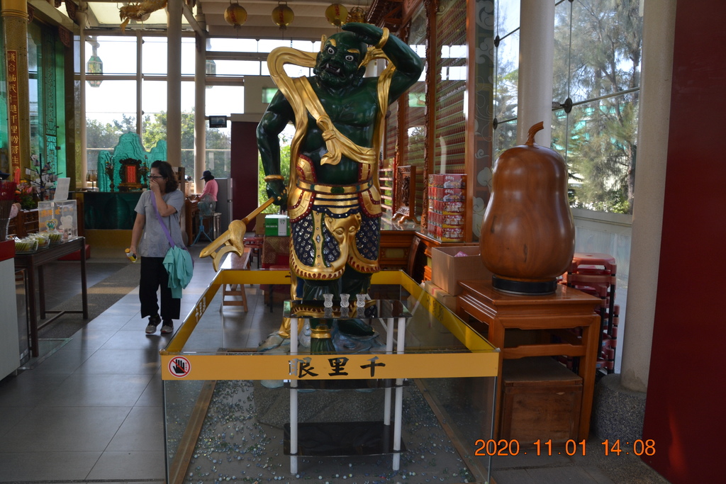 DSC_0241.JPG DSC_0241.JPG
