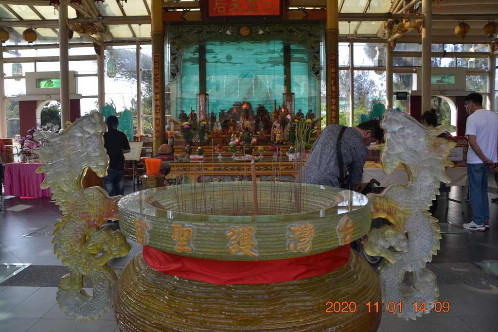 DSC_0243.JPG DSC_0243.JPG