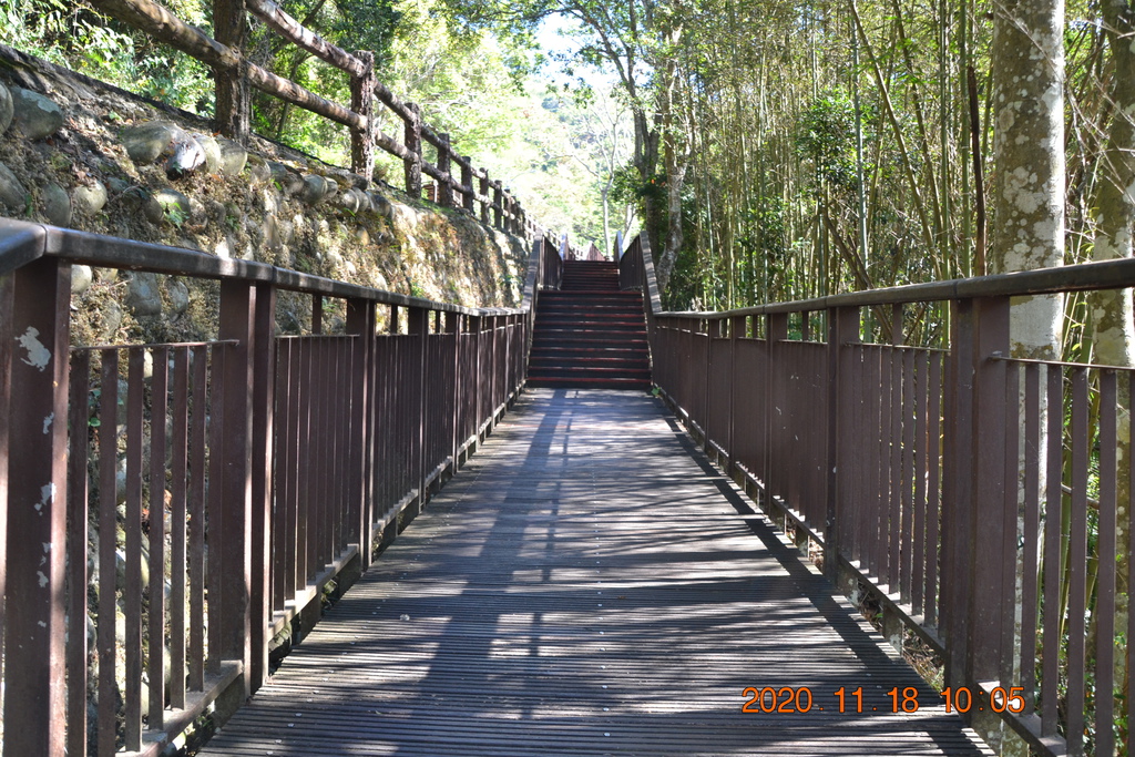DSC_0076.JPG DSC_0076.JPG