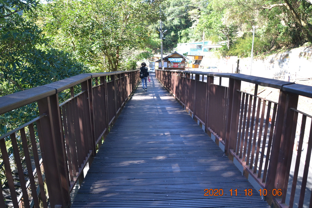 DSC_0077.JPG DSC_0077.JPG