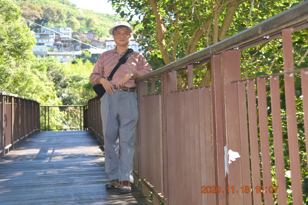 DSC_0082.JPG DSC_0082.JPG
