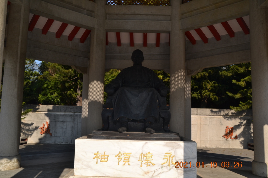 DSC_0005.JPG DSC_0005.JPG