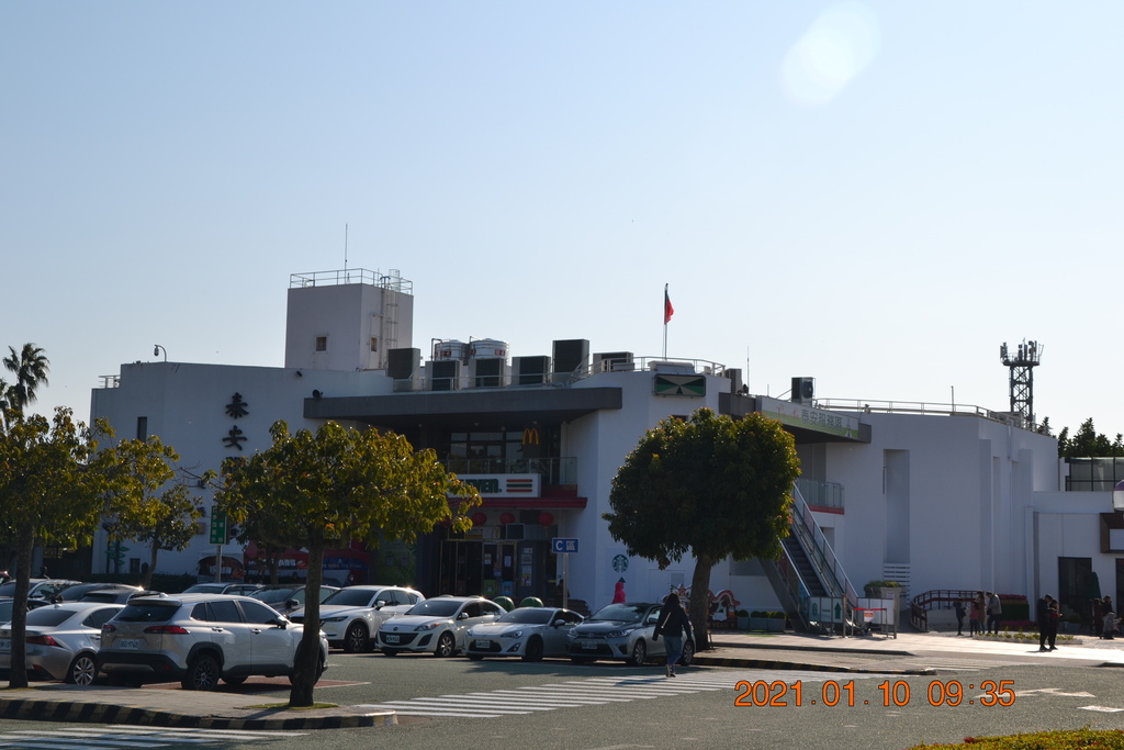DSC_0027.JPG DSC_0027.JPG