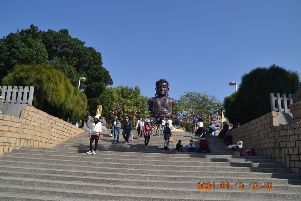 DSC_0215.JPG DSC_0215.JPG