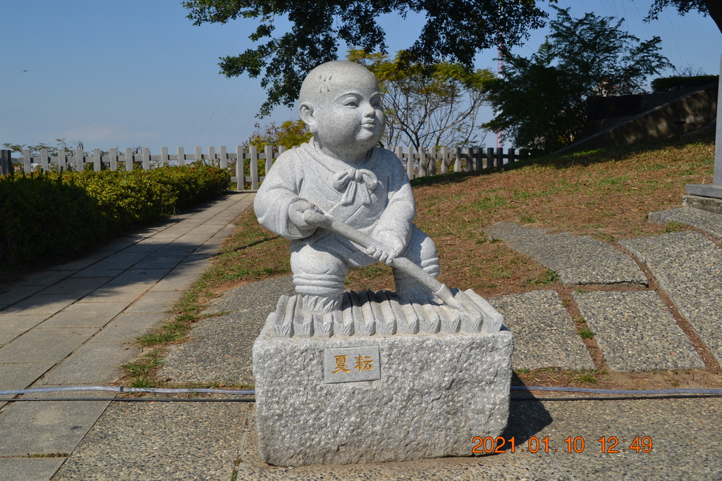 DSC_0219.JPG DSC_0219.JPG