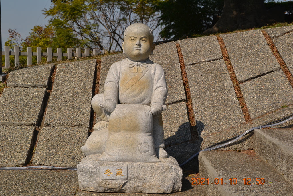 DSC_0221.JPG DSC_0221.JPG